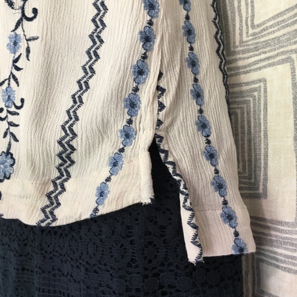 ✨host pick✨ Knox Rose Top - Picture 6 of 7